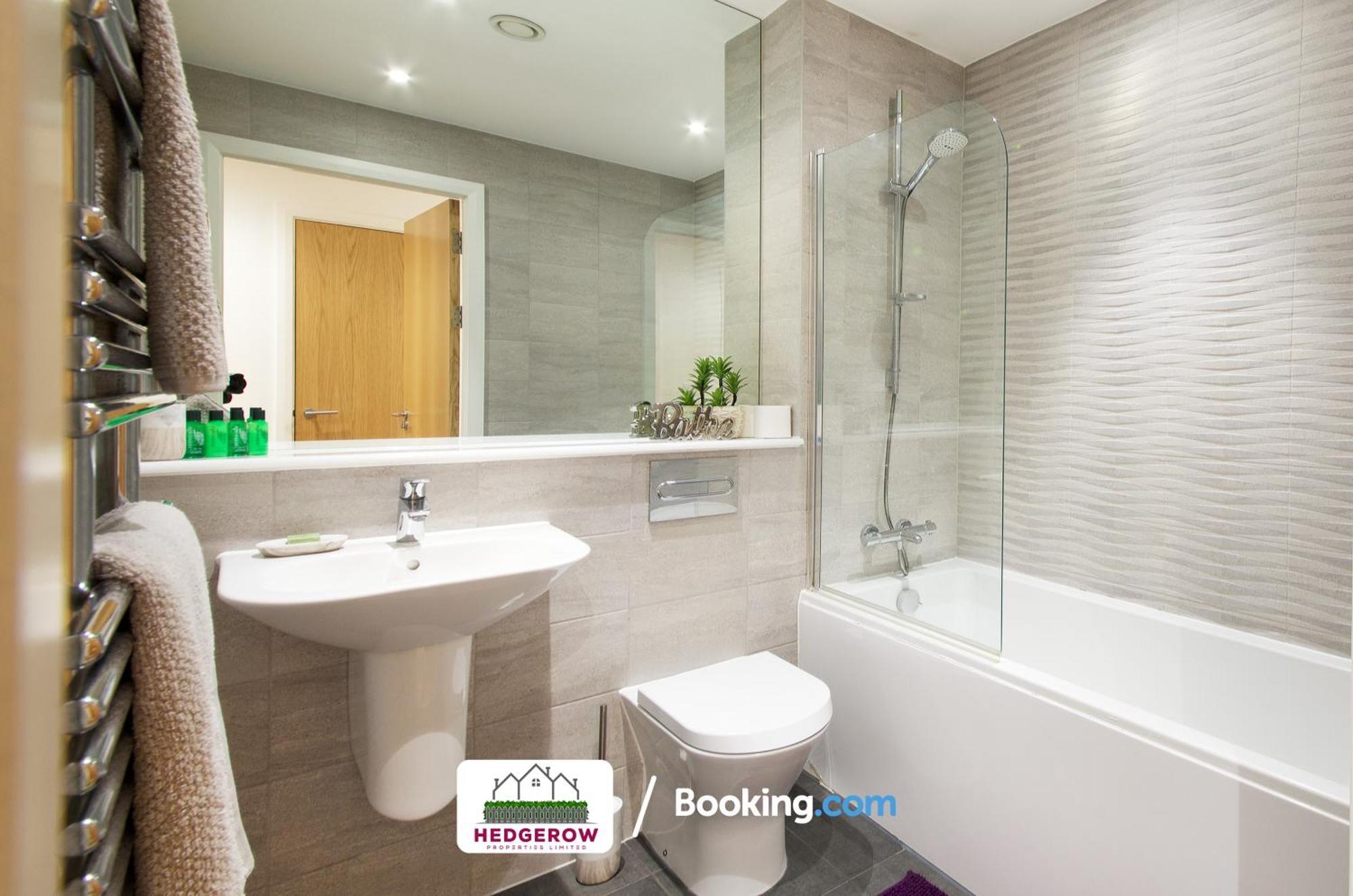 Premium Deals On Modern 2 -Bed 2-Bath Central City 122 High Street Flat For Movers & Pros By Hedgerow Manchester Exteriör bild